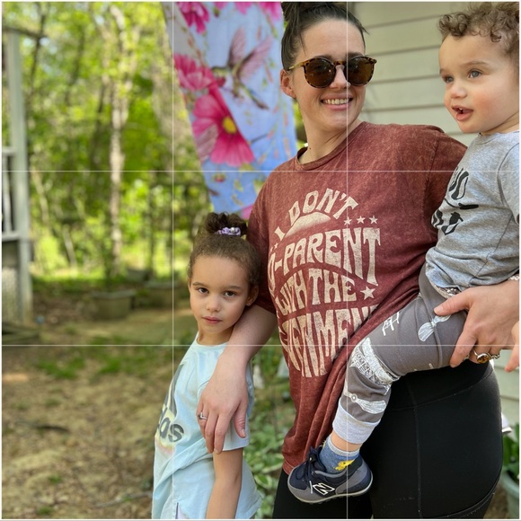 Empowered Women Live Sunday Pop-Up Show💗with @mermaid_mess💗Share Tray Open! - Picture 11 of 15